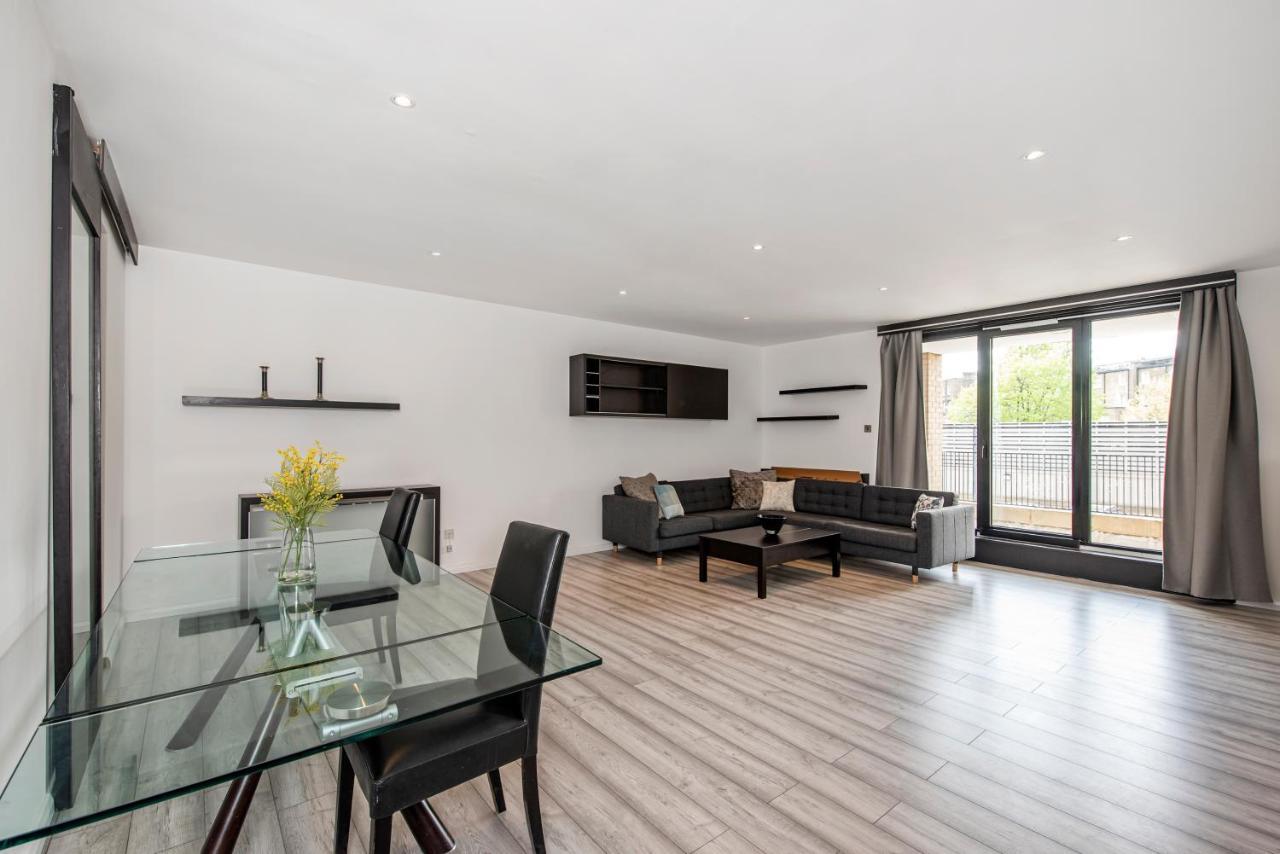 Large And Central 2 Bed ロンドン エクステリア 写真