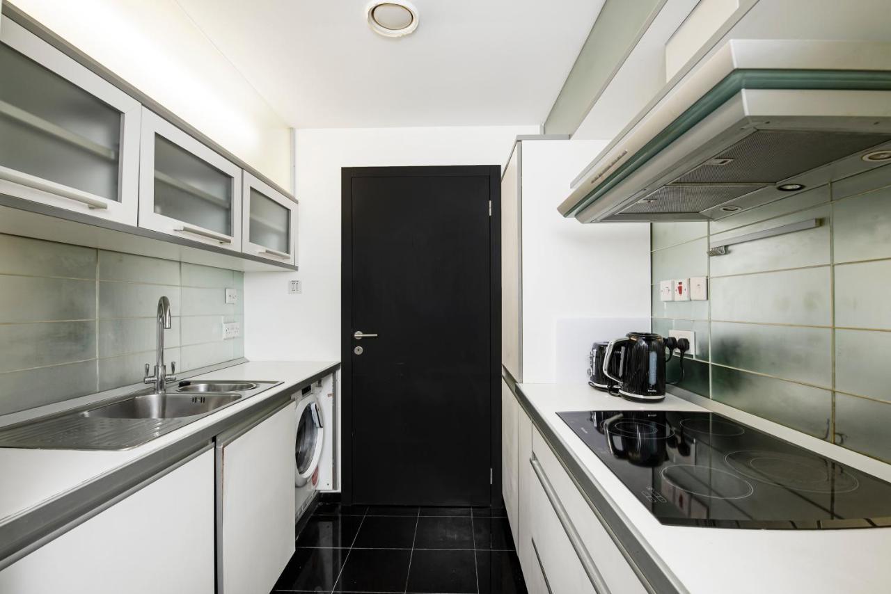 Large And Central 2 Bed ロンドン エクステリア 写真