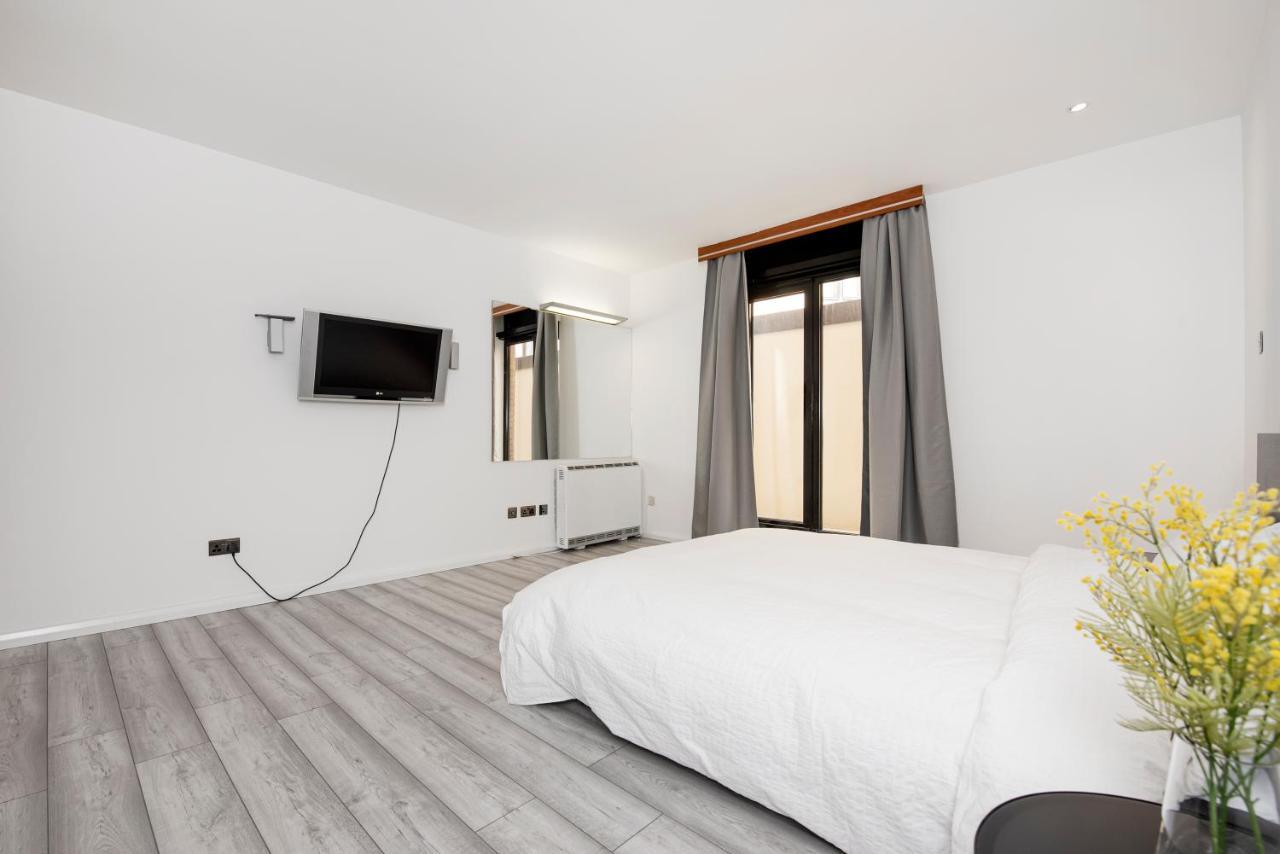 Large And Central 2 Bed ロンドン エクステリア 写真